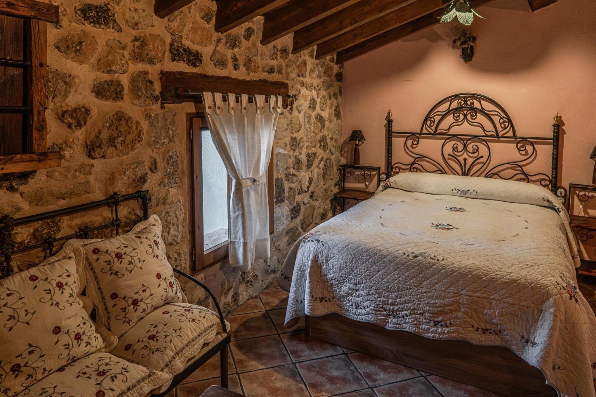 Casas Rurales Chon Alto Tajo Peralejos de las Truchas Exterior foto